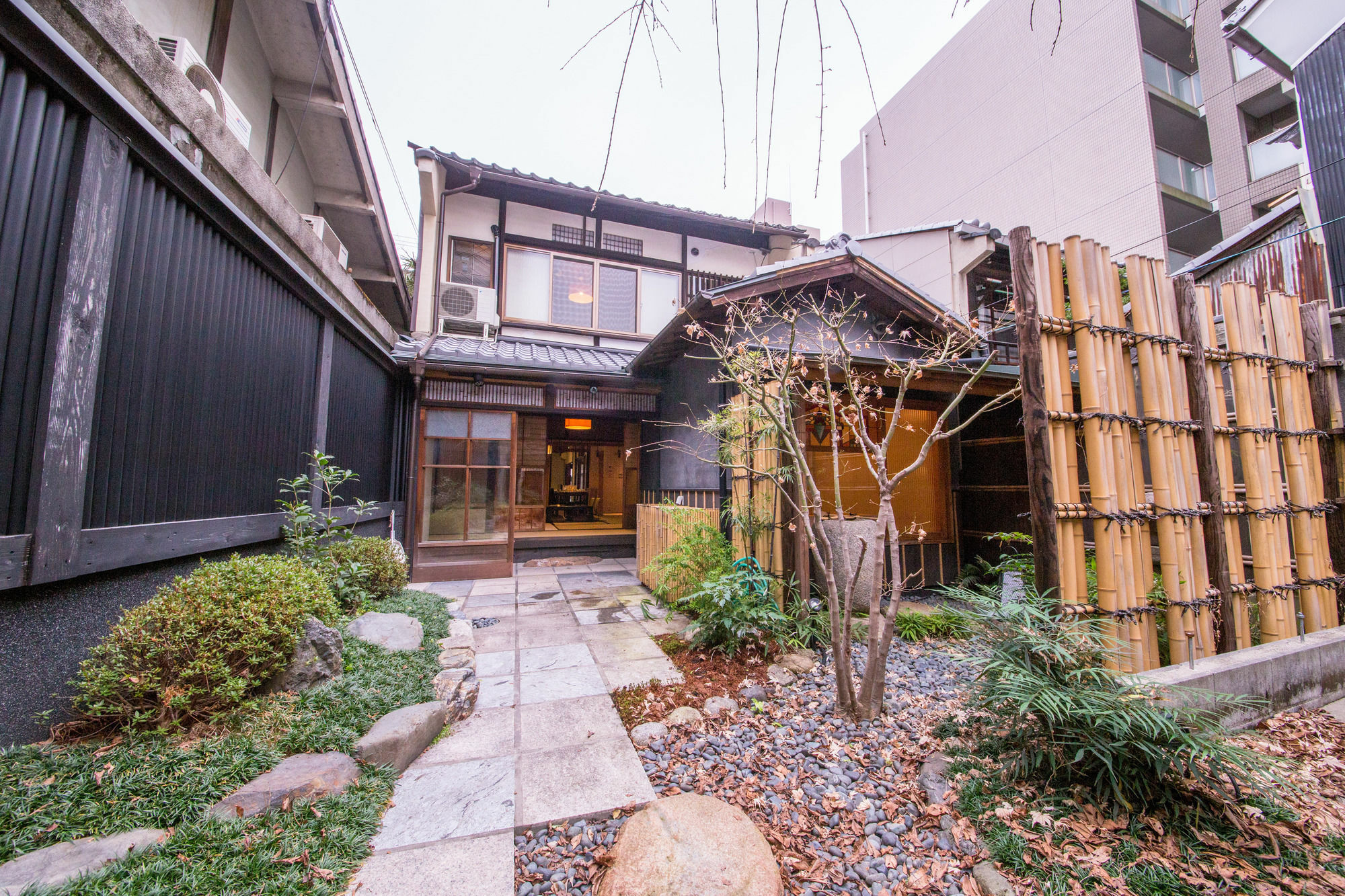 Le Machiya Rokkaku Suite Kyoto Buitenkant foto